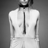 MAZE MAZE Choker Met Flogger