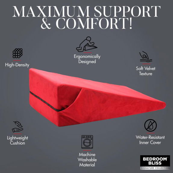 Bedroom Bliss Large Love Cushion - Rood