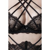 3-delige zwarte lingerieset riempjes