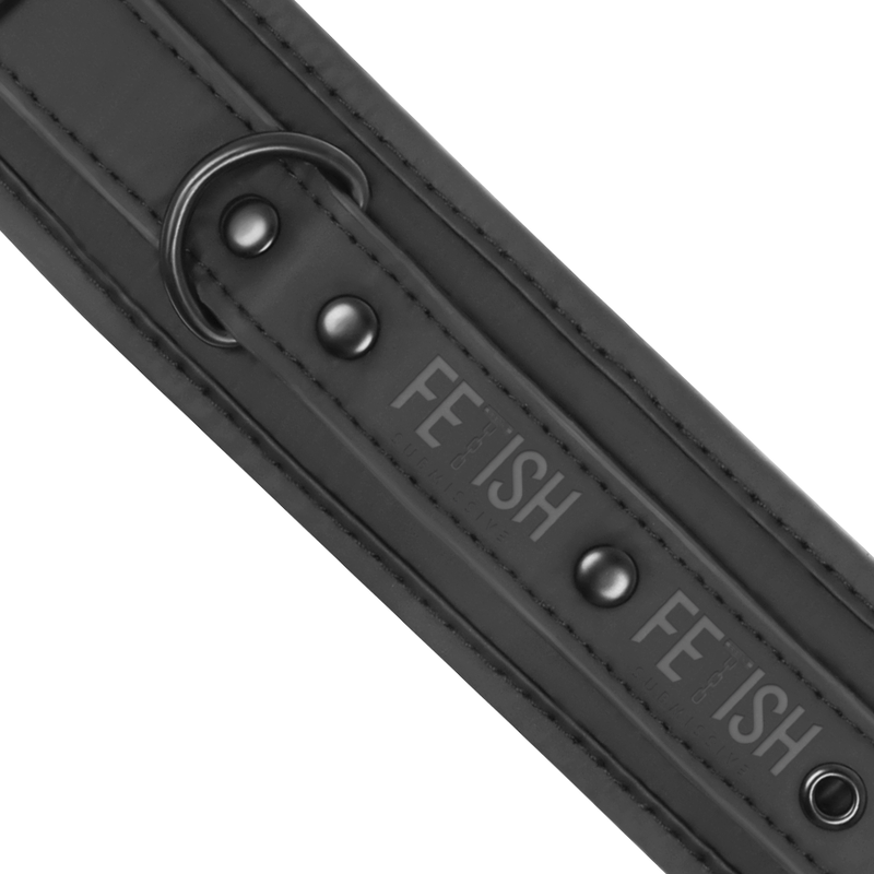 Fetish Submissive - Vegan Lederen Halsband En Handboeien Met Nopreen Voering - afbeelding 8
