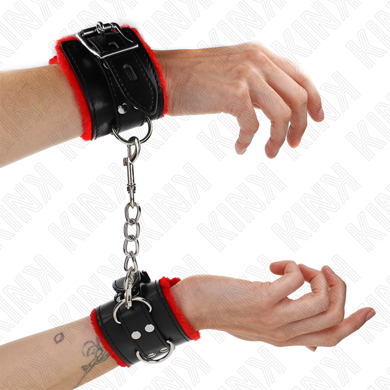 Kink - Polsbandjes Gevoerd Met Rode Vierkante Gaten En Verstelbare Zwarte Band 17-29 cm X 6 cm