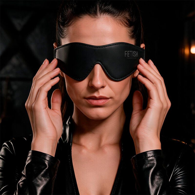 Fetish Submissive - Vegan Lederen Masker Met Nopreen Voering - afbeelding 2