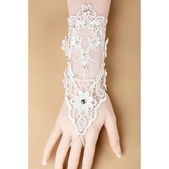 Handsierraad wit met kant en parels